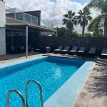 Villa 5-bedroom In Playa Del Duque