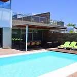 5-bedroom In Playa Del Duque *
