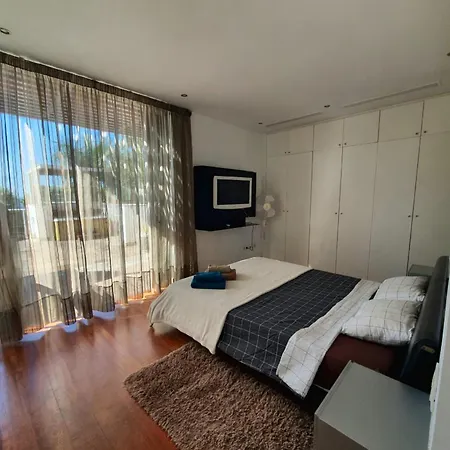 빌라 5-bedroom In Playa Del Duque *