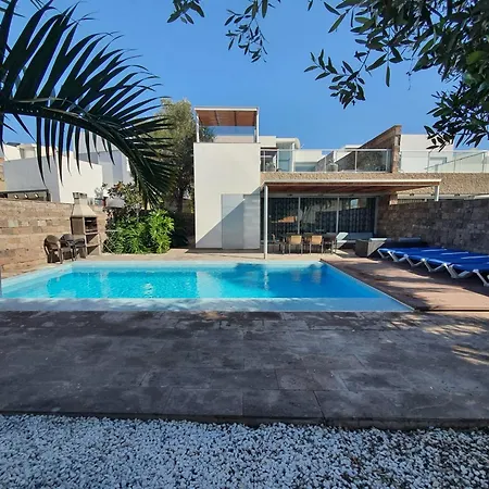 5-bedroom In Playa Del Duque * 아데제