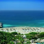 5-bedroom In Playa Del Duque 아데제