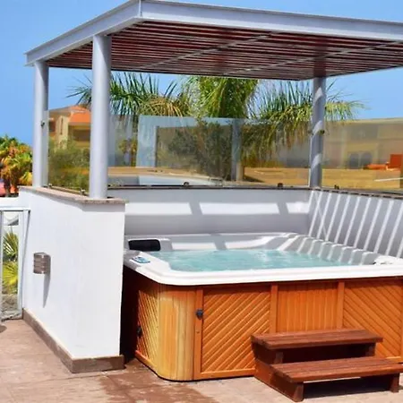 5-bedroom In Playa Del Duque Vila *