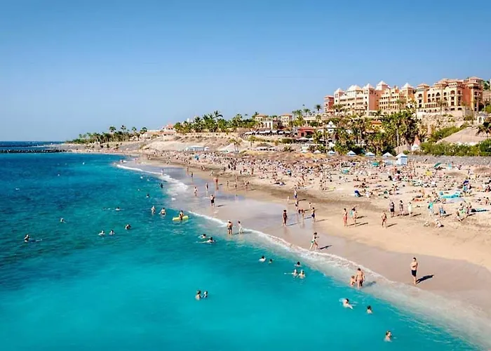 5-bedroom In Playa Del Duque