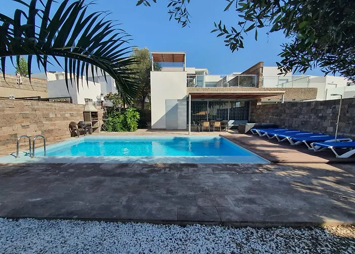 Βίλα 5-bedroom In Playa Del Duque Costa Adeje (Tenerife)