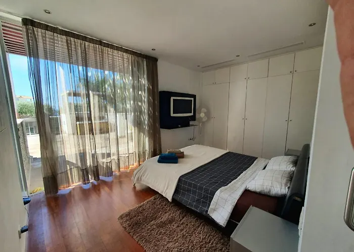 Βίλα 5-bedroom In Playa Del Duque *