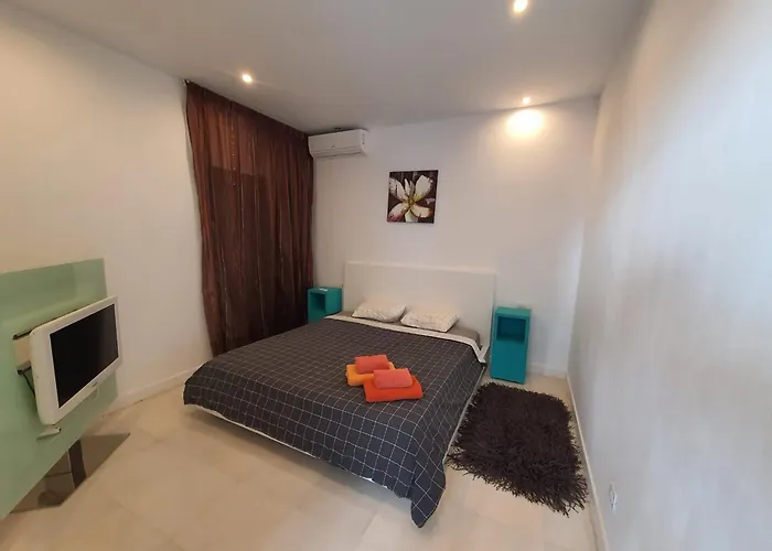 Βίλα 5-bedroom In Playa Del Duque Costa Adeje (Tenerife)